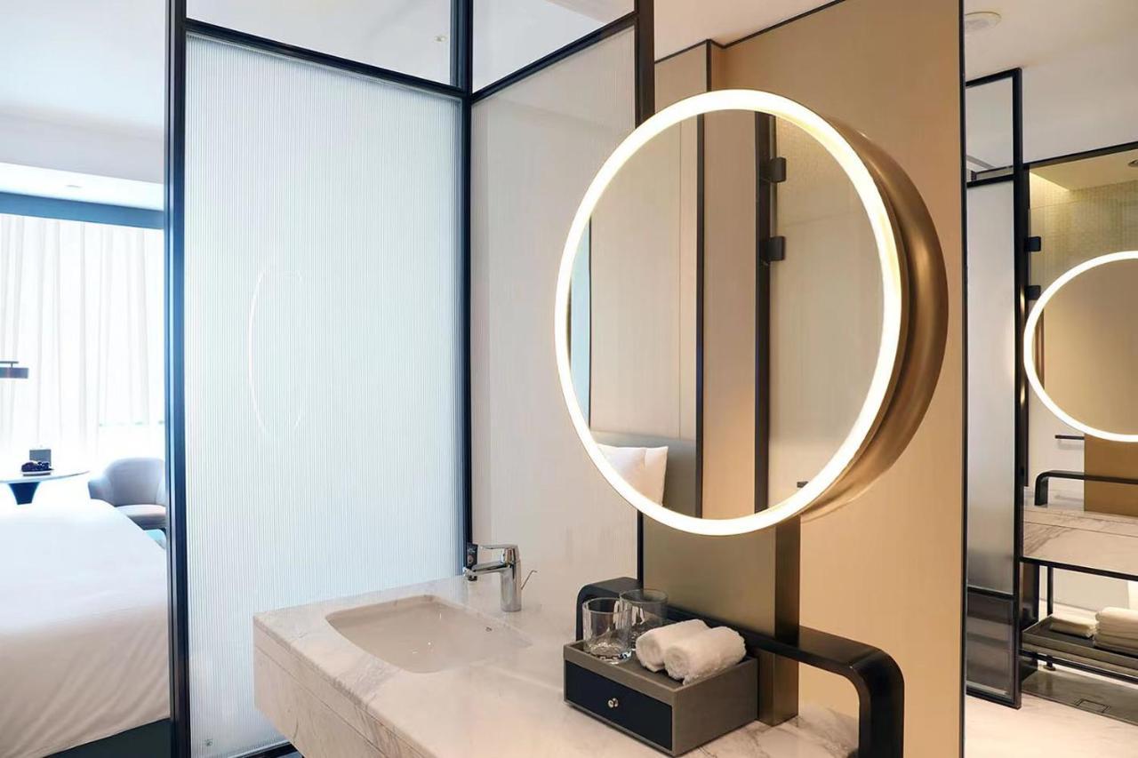 Novotel Shanghai Caohejing Екстер'єр фото
