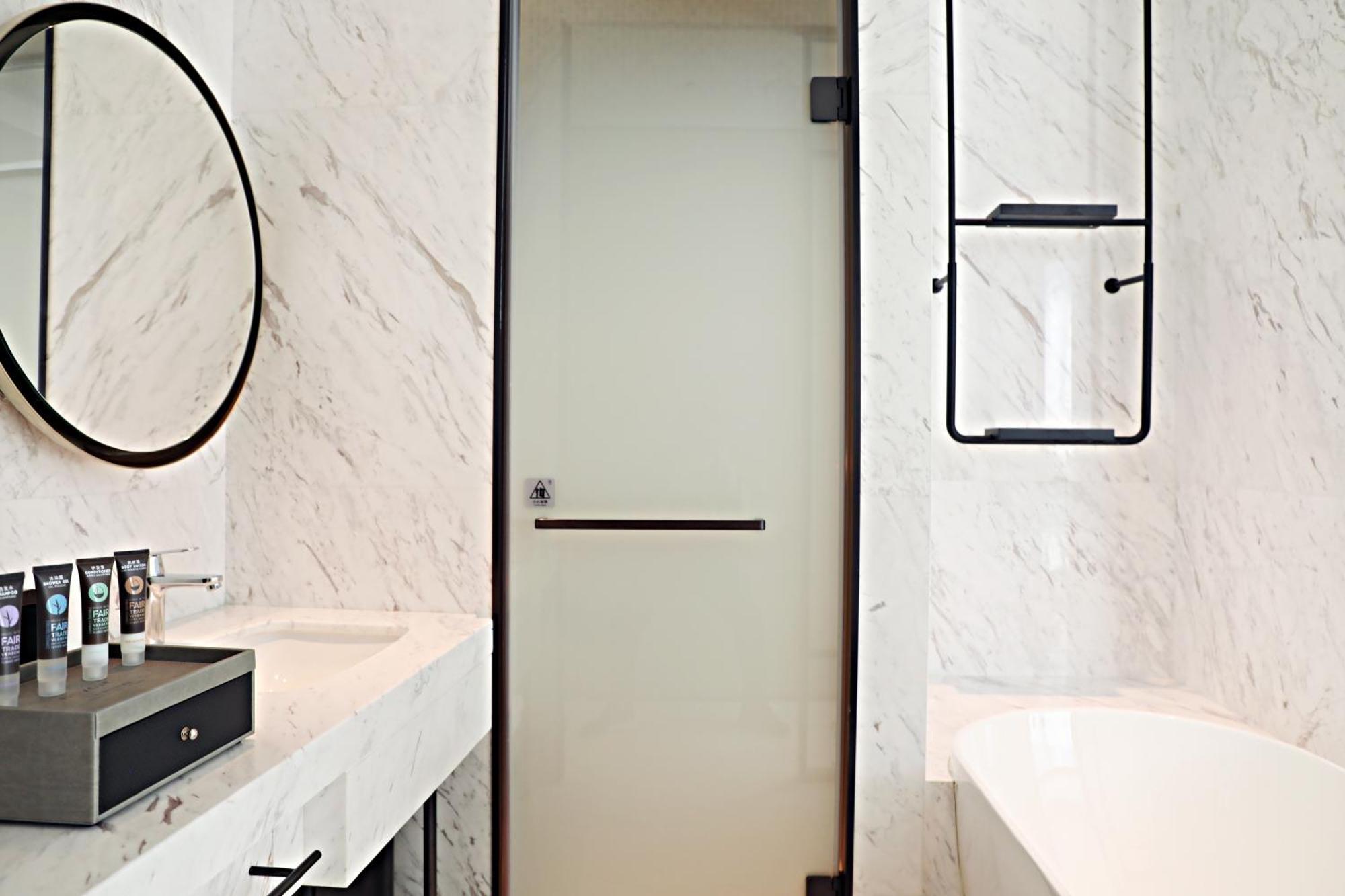 Novotel Shanghai Caohejing Екстер'єр фото